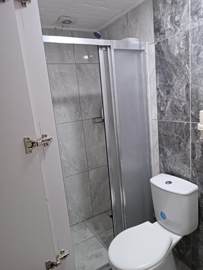 Tag Pansiyon Antália Quarto foto
