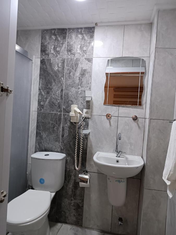 Tag Pansiyon Antália Quarto foto